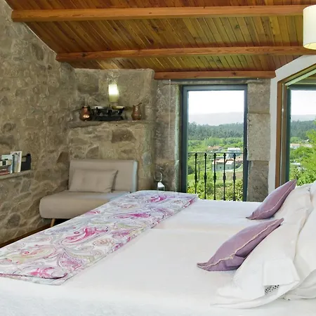 Holiday home Casa Do Cebro Casa Con Piscina Y Jacuzzi Privados Santiago de Compostela